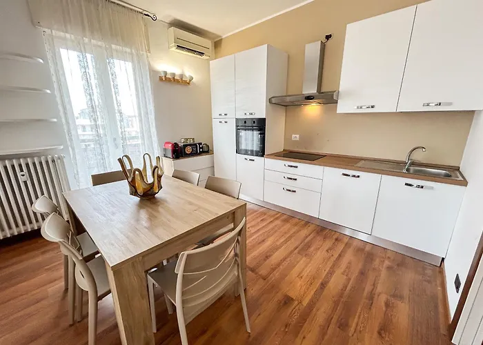 Skyloft - Attico Chic Con Panorama Unico Daire